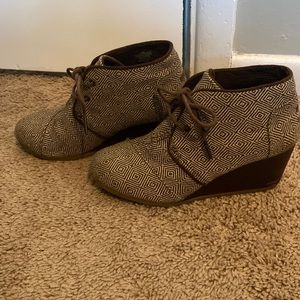 Toms Bootie Wedges